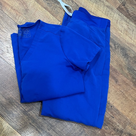 Figs Tops - Figs winning blue set